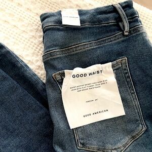 Good American 14/32 blue jeans